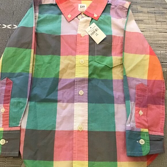 Gap Other - New Boy's Plaid Long Sleeve Gap Button-down Shirt size 4-5